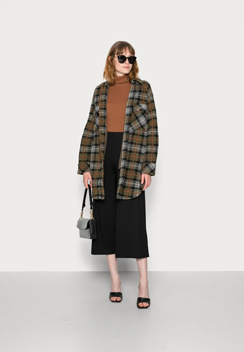 Marc O'Polo CULOTTE CROPPED LENGTH ELASTIC WAISTBAND AT BACK - Jogginghose - Black | Damen 2 Marc O'Polo CULOTTE CROPPED LENGTH ELASTIC WAISTBAND AT BACK - Jogginghose - Black | Damen – Bild 2