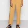Marc O'Polo PANTS SMART STYLE STRAIGHT LEG - Stoffhose - Sweet Corn | Damen