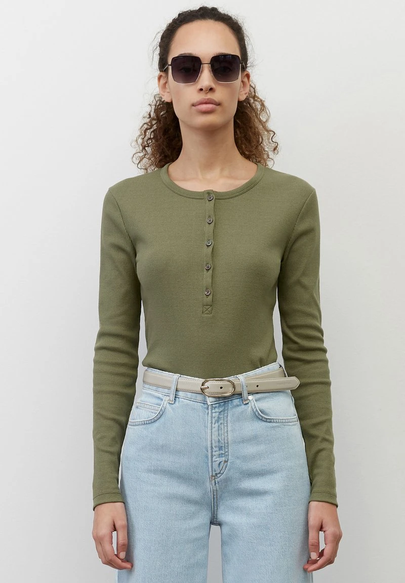 Marc O'Polo Damen LONGSLEEVE - Langarmshirt - Olive Grove 1 Marc O'Polo Damen LONGSLEEVE - Langarmshirt - Olive Grove