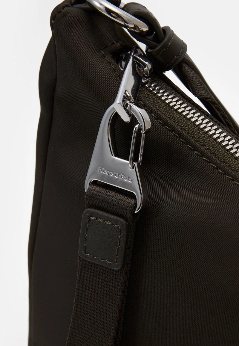 Marc O'Polo Damen AGNES - Umhängetasche - Olive Green 4 Marc O'Polo Damen AGNES - Umhängetasche - Olive Green – Bild 4