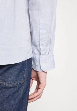 Marc O'Polo KENT COLLAR LONG SLEEVE ONE BIGGER CHEST POCKET STYLE - Hemd - Light Blue | Herren -Marc O'Polo Verkäufe 2f11ae6ab7ff4368b1c7db747ec60e34