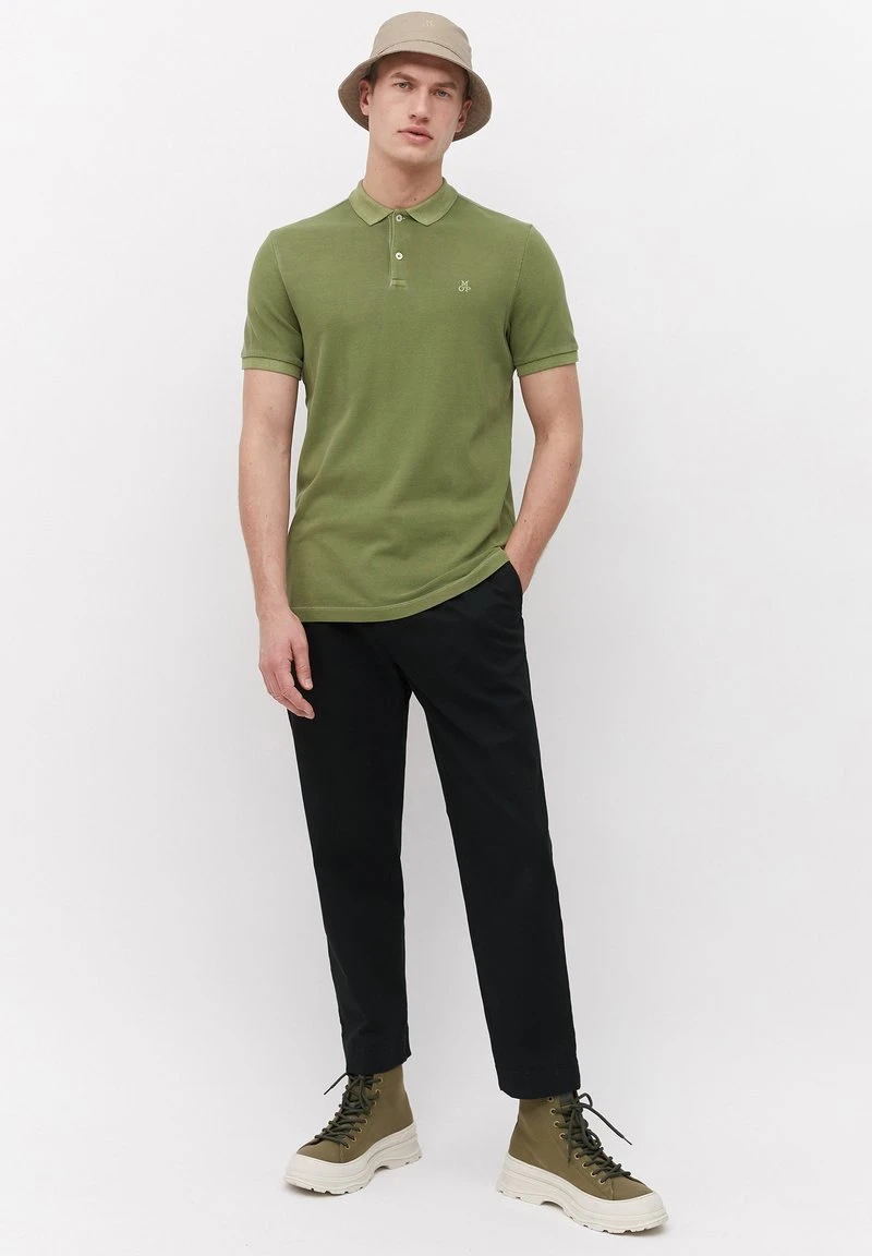 Marc O'Polo Poloshirt - English Moss | Herren 2 Marc O'Polo Poloshirt - English Moss | Herren – Bild 2