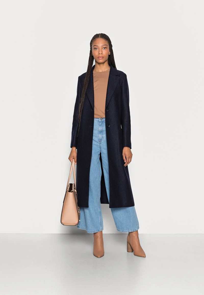 Marc O'Polo COAT BOILED LONG SIDE SLITS PATCHED POCKETS - Klassischer Mantel - Midnight Blue | Damen 2 Marc O'Polo COAT BOILED LONG SIDE SLITS PATCHED POCKETS - Klassischer Mantel - Midnight Blue | Damen – Bild 2