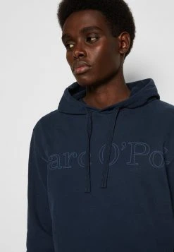 Marc O'Polo Herren HOODY LONG SLEEVE FLATLOCK DETAILS ARTWORK ON CHEST - Kapuzenpullover - Total Eclipse 9 Marc O'Polo Herren HOODY LONG SLEEVE FLATLOCK DETAILS ARTWORK ON CHEST - Kapuzenpullover - Total Eclipse -Marc O'Polo Verkäufe 37e74b58a5664c6cbf6a5afeda2bd6ea