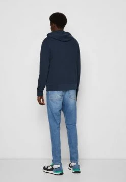 Marc O'Polo Herren HOODY LONG SLEEVE FLATLOCK DETAILS ARTWORK ON CHEST - Kapuzenpullover - Total Eclipse 8 Marc O'Polo Herren HOODY LONG SLEEVE FLATLOCK DETAILS ARTWORK ON CHEST - Kapuzenpullover - Total Eclipse -Marc O'Polo Verkäufe 3b5cf341622c436f8a443c96cb51d941