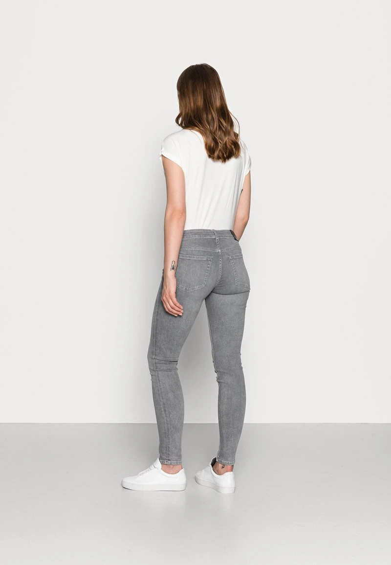 Marc O'Polo TROUSER SKINNY FIT REGULAR LENGTH LOW WAIST - Jeans Skinny Fit - Grey Wash | Damen 3 Marc O'Polo TROUSER SKINNY FIT REGULAR LENGTH LOW WAIST - Jeans Skinny Fit - Grey Wash | Damen – Bild 3