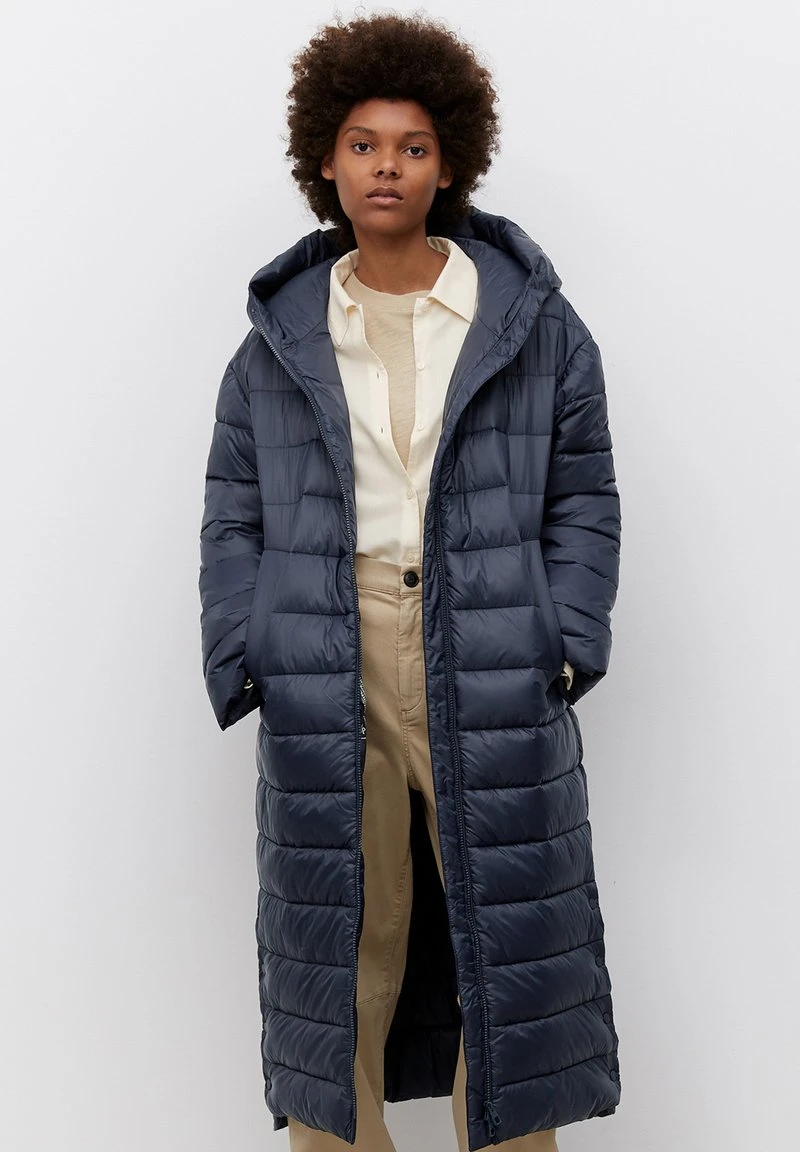 Marc O'Polo Damen RECYCLED NO, RECYCLED COMPONENTS, SORONA FILLIN - Wintermantel - Midnight Blue 1 Marc O'Polo Damen RECYCLED NO, RECYCLED COMPONENTS, SORONA FILLIN - Wintermantel - Midnight Blue