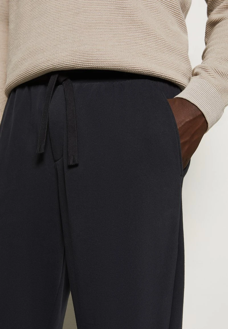 Marc O'Polo FRONT AND BACK POCKETS - Jogginghose - Phantom Fear | Herren 4 Marc O'Polo FRONT AND BACK POCKETS - Jogginghose - Phantom Fear | Herren – Bild 4