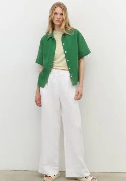 Marc O'Polo WAISTED POLO SHAPE SHORT SLEEVE PATCHED - Hemdbluse - Preppy Green | Damen 10 Marc O'Polo WAISTED POLO SHAPE SHORT SLEEVE PATCHED - Hemdbluse - Preppy Green | Damen -Marc O'Polo Verkäufe 4db78cdde1a14b108561f52775f63a21