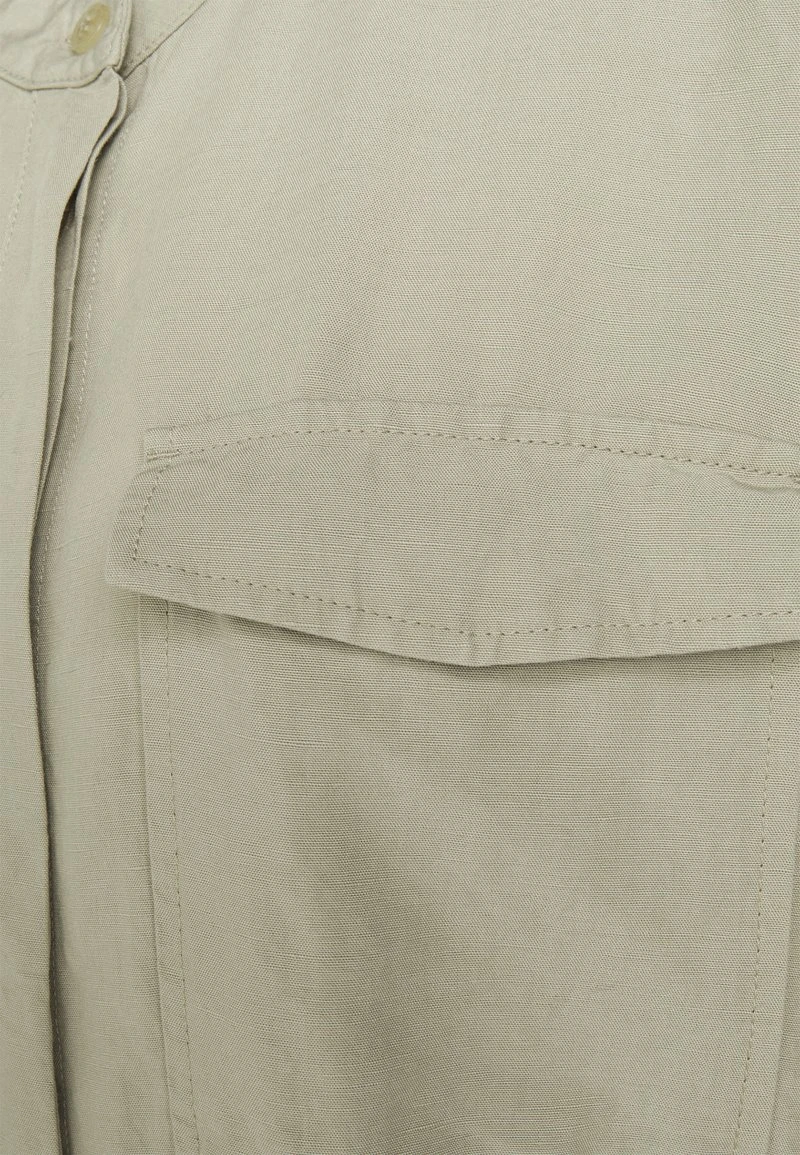 Marc O'Polo DRESS STYLE BELT DETAIL LONG SLEEVE - Blusenkleid - Herbal Steam | Damen 3 Marc O'Polo DRESS STYLE BELT DETAIL LONG SLEEVE - Blusenkleid - Herbal Steam | Damen – Bild 3