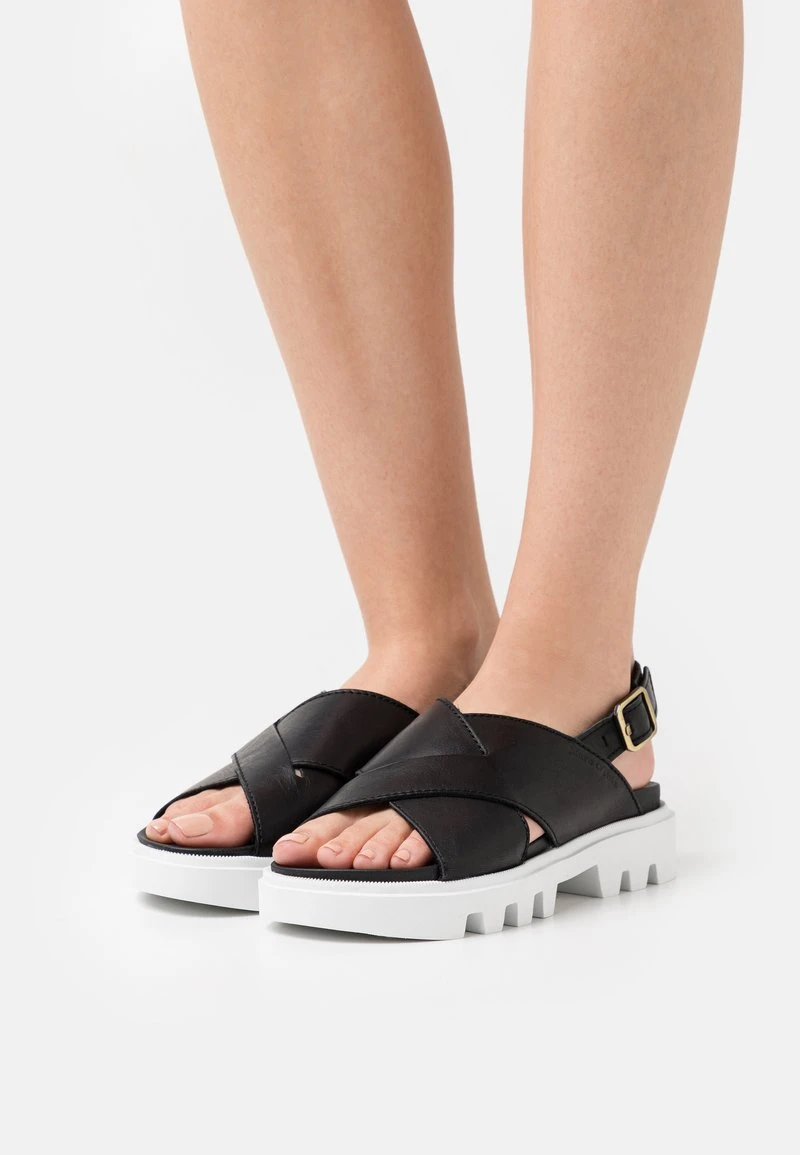 Marc O'Polo Damen PIAVE - Plateausandalette - Black 1 Marc O'Polo Damen PIAVE - Plateausandalette - Black