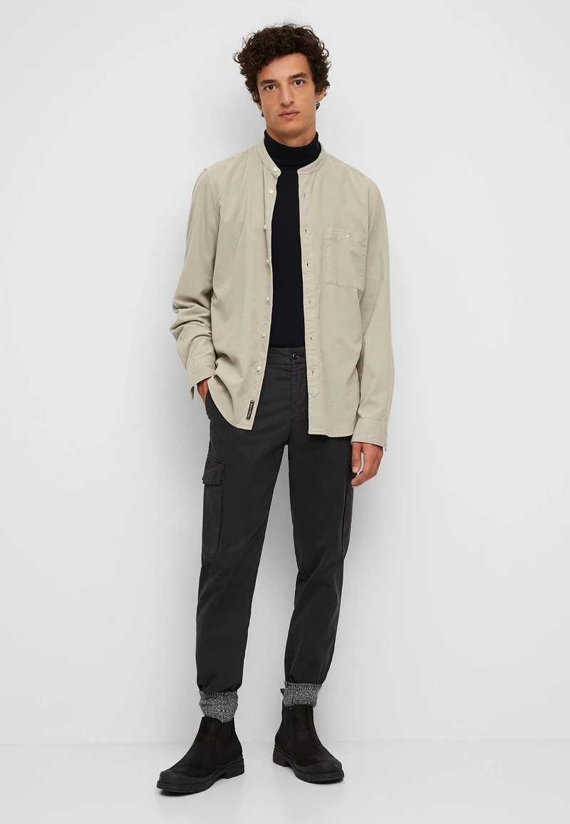 Marc O'Polo LANGARM IN SOFTER CORD-QUALITÄT - Hemd - Dapple Gray | Herren 2 Marc O'Polo LANGARM IN SOFTER CORD-QUALITÄT - Hemd - Dapple Gray | Herren – Bild 2