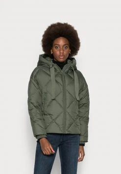 Marc O'Polo PUFFER JACKET DIAMOND QUILTING BIG FIX HOOD - Daunenjacke - Fresh Moss | Damen