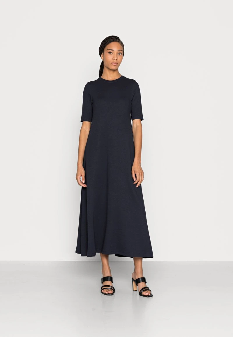 Marc O'Polo DRESS WIDE SEAM ROUND NECK SHORTSLEEVE SOLID - Freizeitkleid - Deep Sky | Damen 1 Marc O'Polo DRESS WIDE SEAM ROUND NECK SHORTSLEEVE SOLID - Freizeitkleid - Deep Sky | Damen
