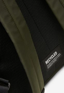 Marc O'Polo Tagesrucksack - Olive Green | Herren -Marc O'Polo Verkäufe 664ab9e404384135b84beab09772c201