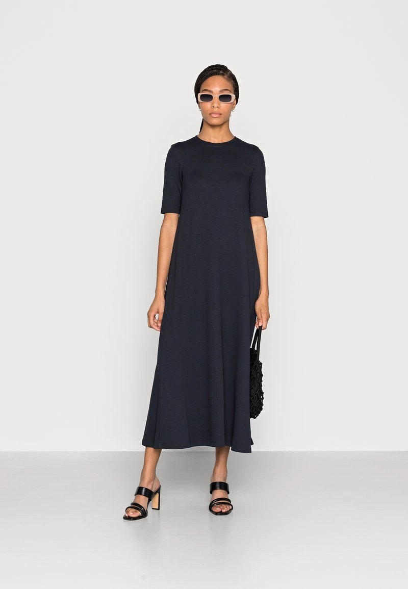 Marc O'Polo DRESS WIDE SEAM ROUND NECK SHORTSLEEVE SOLID - Freizeitkleid - Deep Sky | Damen 2 Marc O'Polo DRESS WIDE SEAM ROUND NECK SHORTSLEEVE SOLID - Freizeitkleid - Deep Sky | Damen – Bild 2
