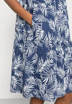 Marc O'Polo Damen EASY HANGER STYLE GATHERINGS - Freizeitkleid - Navy 9 Marc O'Polo Damen EASY HANGER STYLE GATHERINGS - Freizeitkleid - Navy -Marc O'Polo Verkäufe 7263f27fd8f34d2fb588260c629367e9