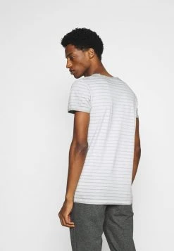 Marc O'Polo SHORT SLEEVE ROUND NECK AMERICAN SHOULDER - T-Shirt Print - Griffin | Herren 8 Marc O'Polo SHORT SLEEVE ROUND NECK AMERICAN SHOULDER - T-Shirt Print - Griffin | Herren -Marc O'Polo Verkäufe 7a3fd86c60804e4c95dea26647b4ed0c