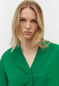 Marc O'Polo MIT V-NECK - Bluse - Preppy Green | Damen -Marc O'Polo Verkäufe 7ad1bfd83bbf454898f3b3b1af9351b4