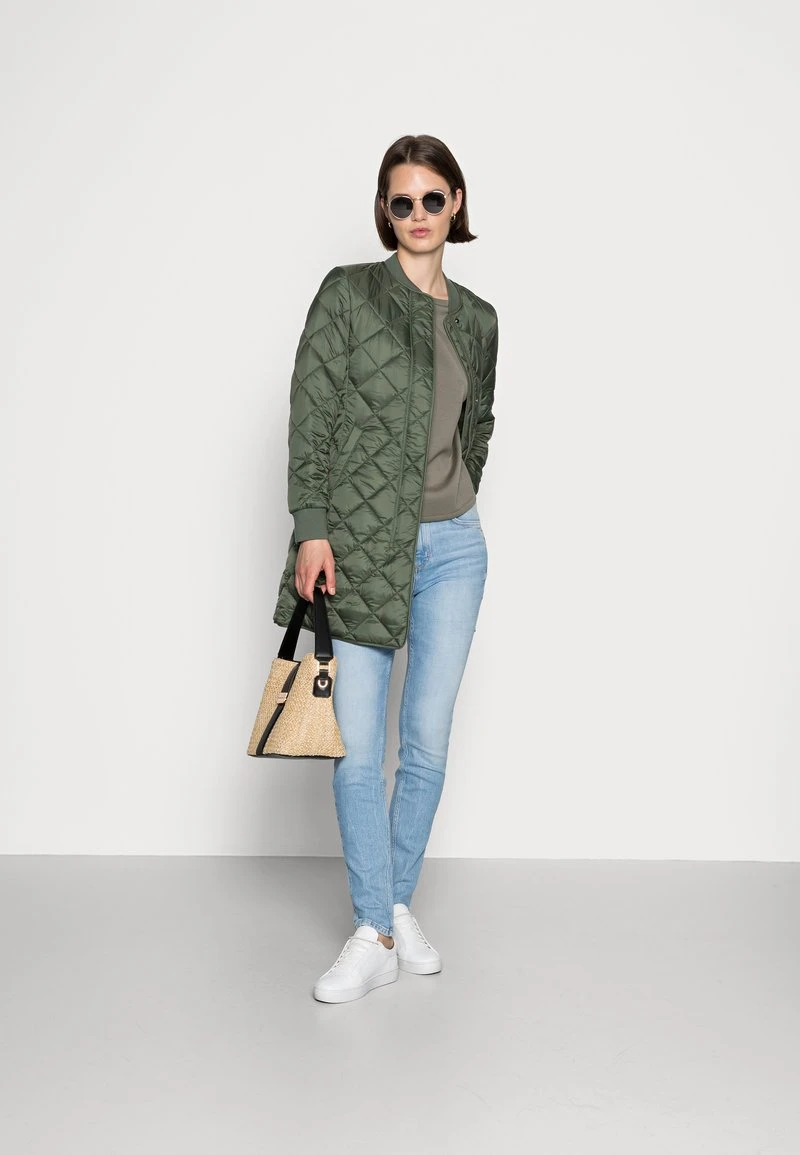 Marc O'Polo COAT QUILTED THERMORE PADDING REGULAR FIT WELT POCKETS - Kurzmantel - Fresh Moss | Damen 2 Marc O'Polo COAT QUILTED THERMORE PADDING REGULAR FIT WELT POCKETS - Kurzmantel - Fresh Moss | Damen – Bild 2