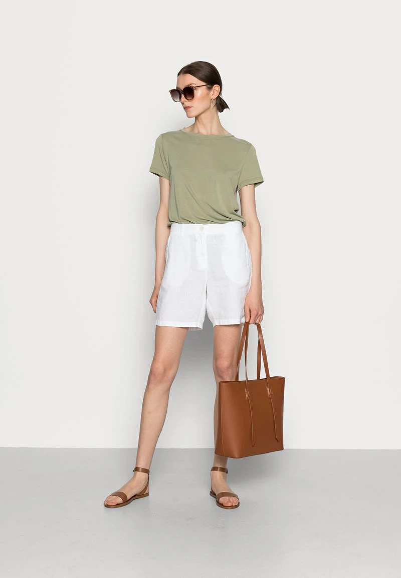 Marc O'Polo STRAIGHT FIT MEDIUM RISE REGULAR LEG - Shorts - White | Damen 2 Marc O'Polo STRAIGHT FIT MEDIUM RISE REGULAR LEG - Shorts - White | Damen – Bild 2