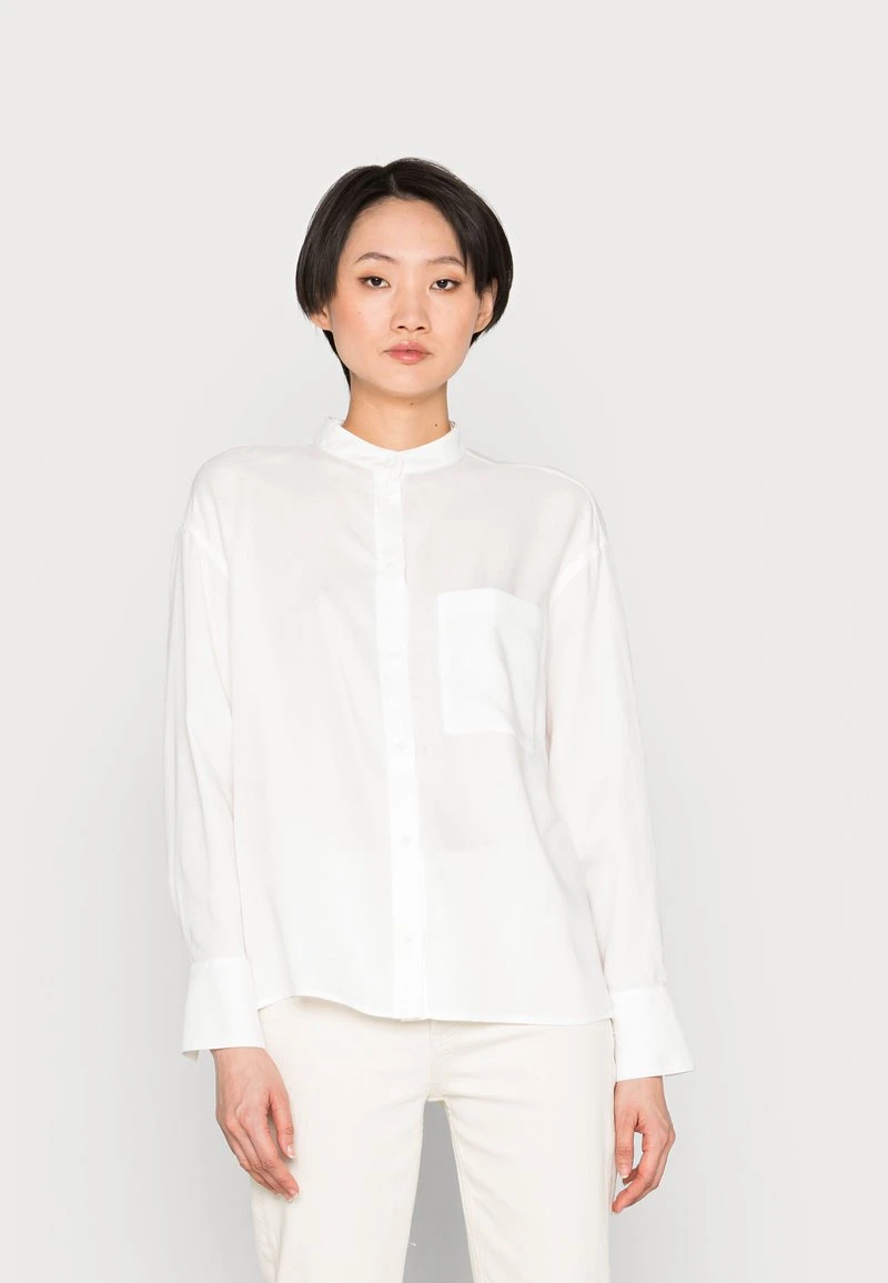 Marc O'Polo Damen BLOUSE LONG SLEEVE STAND UP COLLAR BUTTON PLACKET - Bluse - Salty White 1 Marc O'Polo Damen BLOUSE LONG SLEEVE STAND UP COLLAR BUTTON PLACKET - Bluse - Salty White