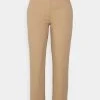 Marc O'Polo PANTS MEDIUM RISE WIDE BELTLOOPS - Chino - Wheat Field | Damen