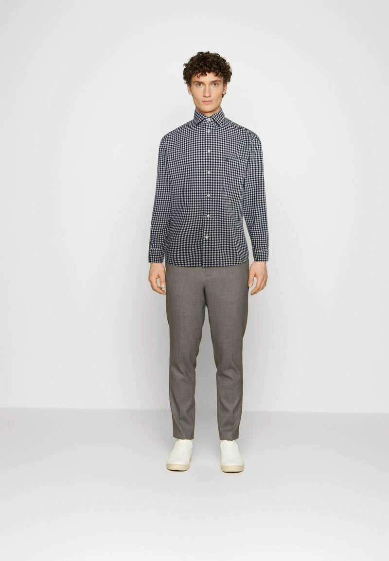 Marc O'Polo KENT COLLAR LONG SLEEVE ONE BIGGER CHEST POCKET - Hemd - Dark Navy | Herren 2 Marc O'Polo KENT COLLAR LONG SLEEVE ONE BIGGER CHEST POCKET - Hemd - Dark Navy | Herren – Bild 2