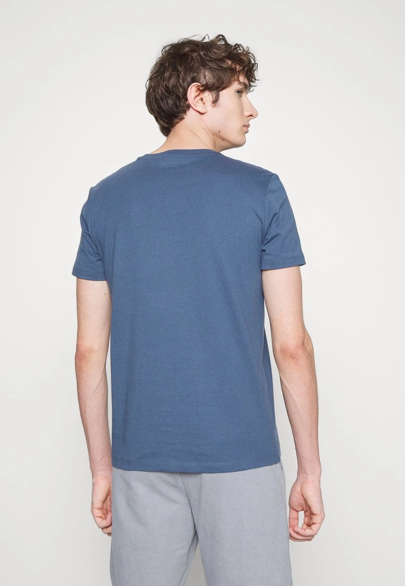 Marc O'Polo SHORT SLEEVE ROUND NECK CLASSIC - T-Shirt Print - Moon Stone | Herren 3 Marc O'Polo SHORT SLEEVE ROUND NECK CLASSIC - T-Shirt Print - Moon Stone | Herren – Bild 3