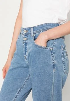 Marc O'Polo TROUSER BOYFRIEND FIT CROPPED LENGTH MID WAIST - Jeans Straight Leg - Jogg Blue Denim Wash | Damen 9 Marc O'Polo TROUSER BOYFRIEND FIT CROPPED LENGTH MID WAIST - Jeans Straight Leg - Jogg Blue Denim Wash | Damen -Marc O'Polo Verkäufe b85be427985f4714a188ad6645edf21b