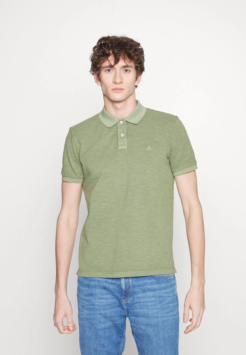 Marc O'Polo SHORT SLEEVE BUTTON PLACKET - Poloshirt - Olive | Herren 1 Marc O'Polo SHORT SLEEVE BUTTON PLACKET - Poloshirt - Olive | Herren
