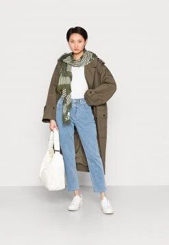 Marc O'Polo TROUSER BOYFRIEND FIT CROPPED LENGTH MID WAIST - Jeans Straight Leg - Jogg Blue Denim Wash | Damen 6 Marc O'Polo TROUSER BOYFRIEND FIT CROPPED LENGTH MID WAIST - Jeans Straight Leg - Jogg Blue Denim Wash | Damen -Marc O'Polo Verkäufe c4864befff354a64b137d53ed0c8b38e