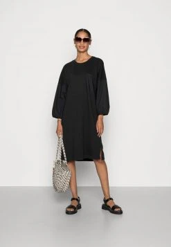 Marc O'Polo DRESS LONG SLEEVE PATCHED POCKET - Freizeitkleid - Dusty Black | Damen -Marc O'Polo Verkäufe d19864c523d648428c809230220feec9