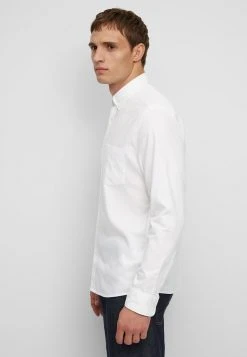 Marc O'Polo Herren LONG SLEEVE ONE POCKET STITCHED GENUINE PLACKET - Hemd - White 9 Marc O'Polo Herren LONG SLEEVE ONE POCKET STITCHED GENUINE PLACKET - Hemd - White -Marc O'Polo Verkäufe de4d96ee6d9d4440bcb0c8286e68b619