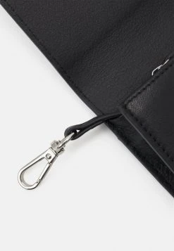 Marc O'Polo Umhängetasche - Black | Damen -Marc O'Polo Verkäufe f0bff34f77114695a0c7913c232c65fa