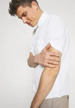 Marc O'Polo BUTTON DOWN SHORT SLEEVE - Hemd - White | Herren 12 Marc O'Polo BUTTON DOWN SHORT SLEEVE - Hemd - White | Herren -Marc O'Polo Verkäufe f5e0fb710efb4533898a9bc8bc54450b