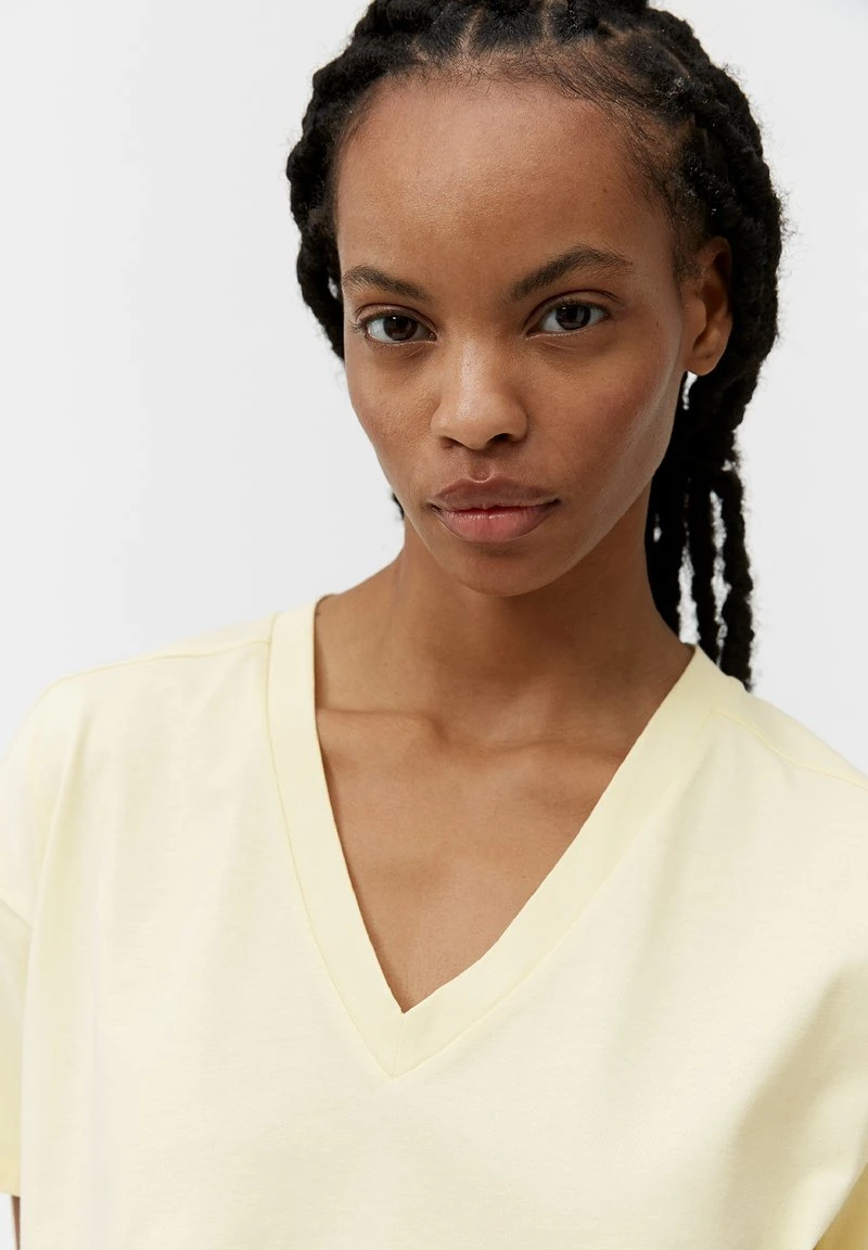 Marc O'Polo LOOSE - T-Shirt Basic - Bleached Vanilla | Damen 5 Marc O'Polo LOOSE - T-Shirt Basic - Bleached Vanilla | Damen – Bild 5