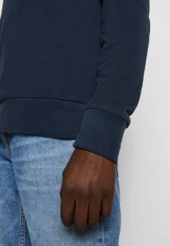 Marc O'Polo Herren HOODY LONG SLEEVE FLATLOCK DETAILS ARTWORK ON CHEST - Kapuzenpullover - Total Eclipse 11 Marc O'Polo Herren HOODY LONG SLEEVE FLATLOCK DETAILS ARTWORK ON CHEST - Kapuzenpullover - Total Eclipse -Marc O'Polo Verkäufe fa93f13d606c4c10aed353542cb6f47b