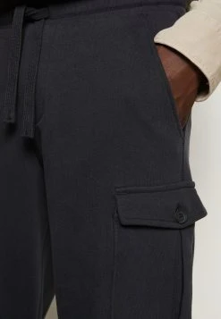 Marc O'Polo PANTS WITH POCKETS WAISTBAND WITH DRAWSTRING - Jogginghose - Phantom Fear | Herren 9 Marc O'Polo PANTS WITH POCKETS WAISTBAND WITH DRAWSTRING - Jogginghose - Phantom Fear | Herren -Marc O'Polo Verkäufe fb0efa1e63bf46019ab20eb2aeef60a4